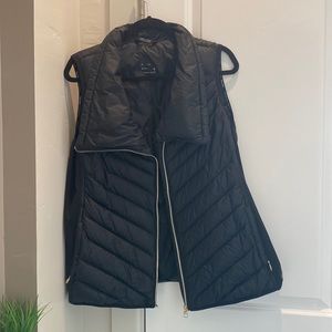 USED black vest Calvin Klein / 1XL
